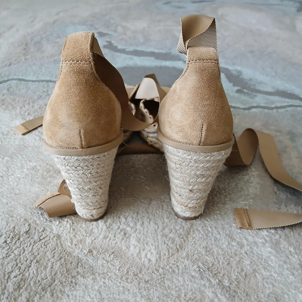 Veronica Beard Beige Lace-Up‎ Espadrilles